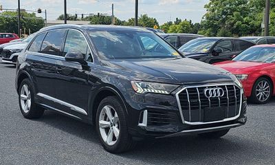 2023 Audi Q7 Quattro Premium