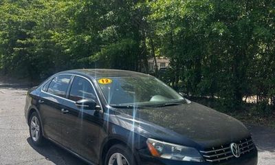 2012 Volkswagen Passat SE