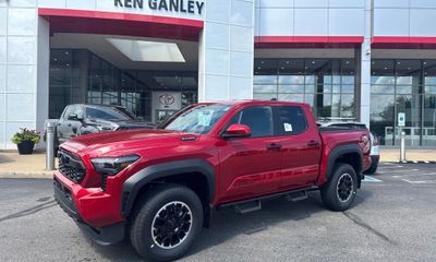 2026 Toyota Tacoma TRD OFF Road