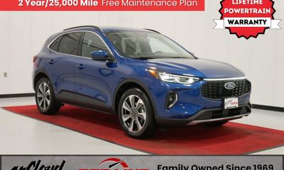 2023 Ford Escape Platinum
