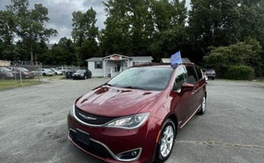2017 Chrysler Pacifica Touring L Plus