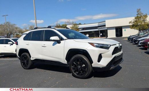 2023 Toyota RAV4 SE