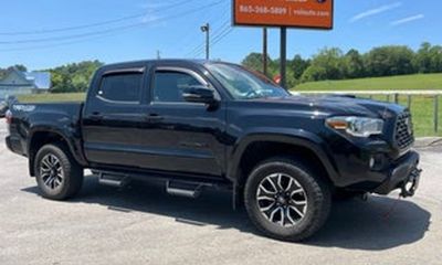 2023 Toyota Tacoma SR5