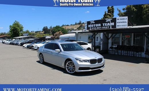 2019 BMW 750i