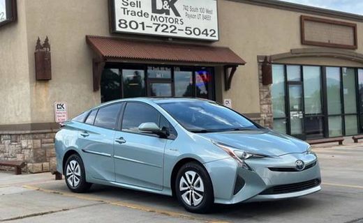 2016 Toyota Prius Three