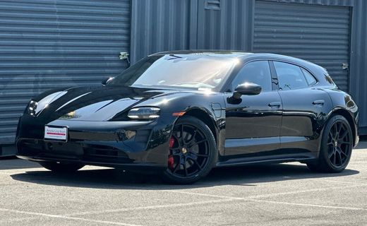 2023 Porsche Taycan GTS Sport Tourismo