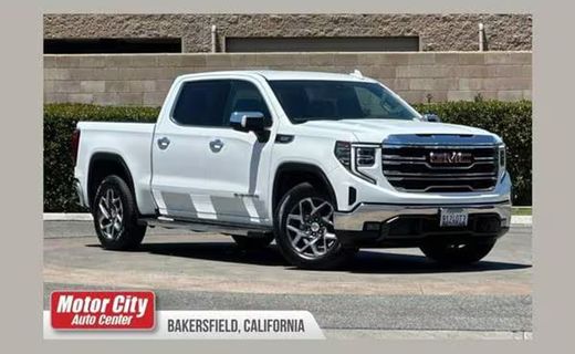 2023 GMC Sierra SLT