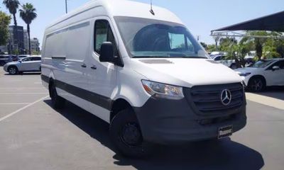 2024 Mercedes-Benz Sprinter 907 VS30