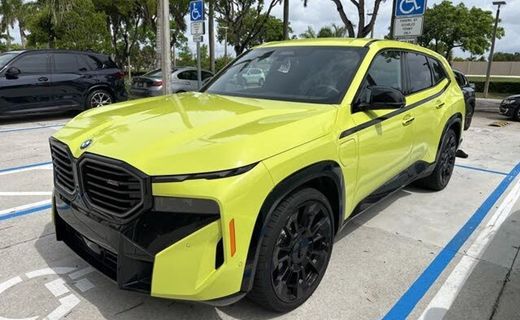 2025 BMW XM