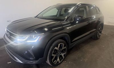 2022 Volkswagen Taos 4Motion SEL