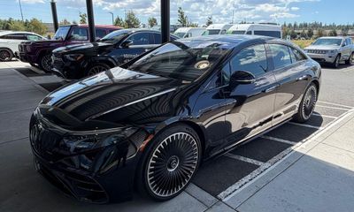 2024 Mercedes-Benz EQS-Class Sedan AMG EQS 4