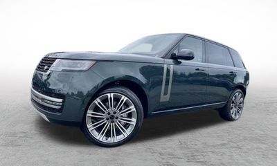 2026 Land Rover Range SE