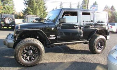 2012 Jeep Wrangler Sahara