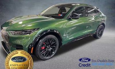 2025 Ford Mustang Mach-E Premium