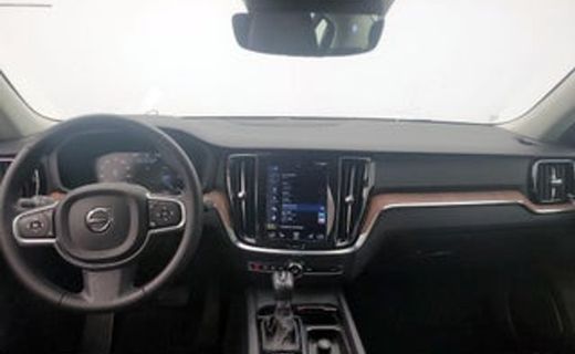 2019 Volvo S60 Momentum