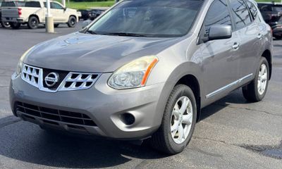 2011 Nissan Rogue S