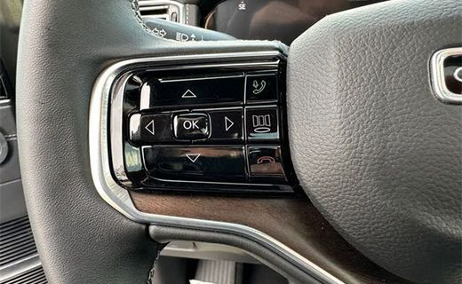 2023 Jeep Grand Wagoneer Base