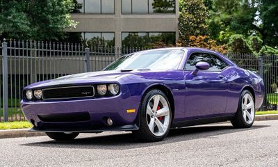 2010 Dodge Challenger SRT8