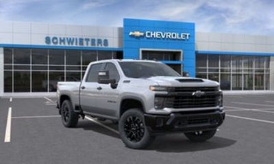 2026 Chevrolet Silverado HD Custom