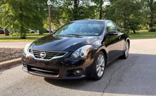 2010 Nissan Altima SR