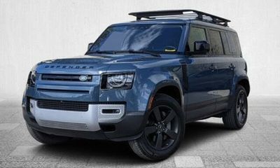 2020 Land Rover Defender 110 SE