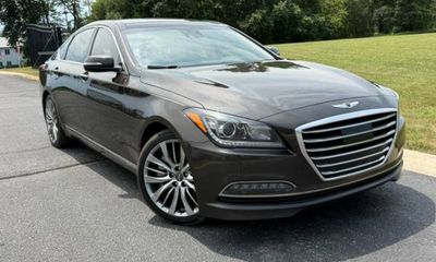 2017 Genesis G80 38 Base Premium