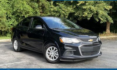 2020 Chevrolet Sonic LT