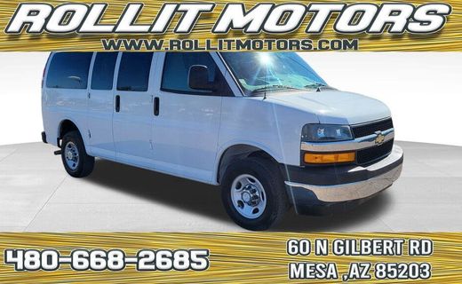 2020 Chevrolet Express LT
