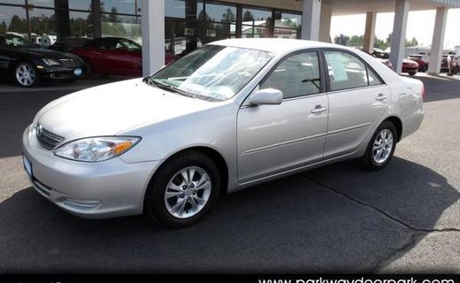 2004 Toyota Camry LE