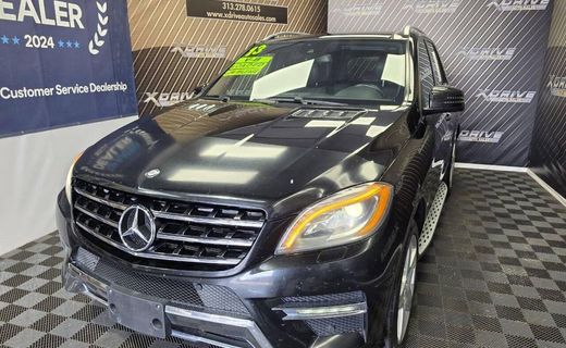 2013 Mercedes-Benz ML-Class ML550 4 Matic
