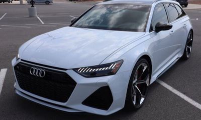 2024 Audi RS 6 Avant Quattro