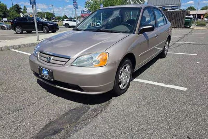 2002 Honda Civic — a typically priced live listing