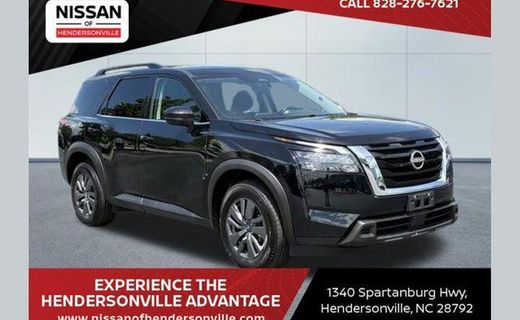 2024 Nissan Pathfinder SV