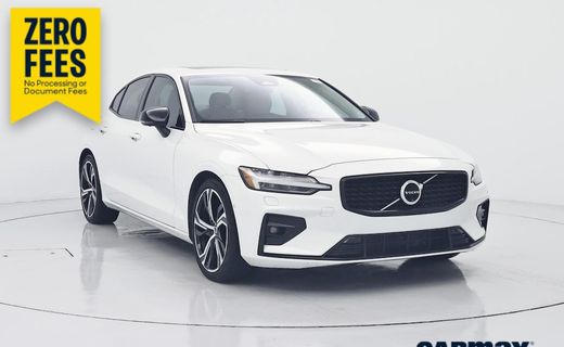 2024 Volvo S60 Ultimate Dark