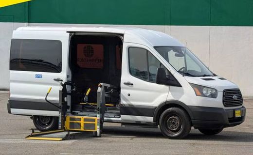 2017 Ford Transit Medium Roof