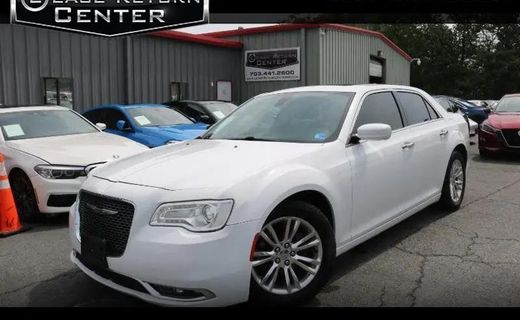 2017 Chrysler 300 300C