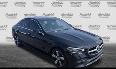 2025 Mercedes-Benz C-Class C300