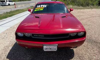 2012 Dodge Challenger SRT8