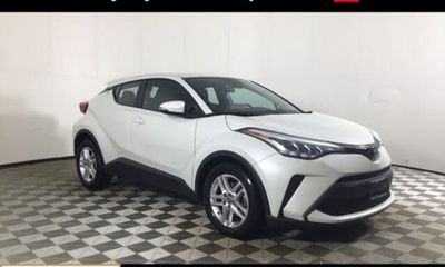 2021 Toyota C-HR XLE
