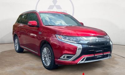 2022 Mitsubishi Outlander SEL LE GT