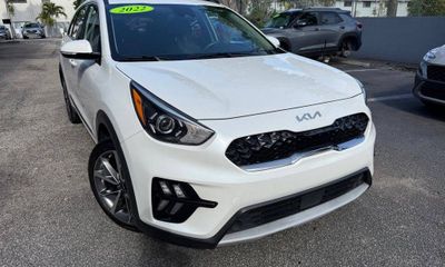 2022 Kia Niro Touring Special Edition