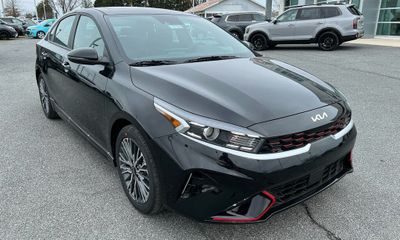 2023 Kia Forte GT Line