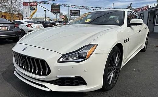 2020 Maserati Quattroporte Luxury