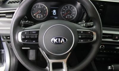2021 Kia K5 LXS