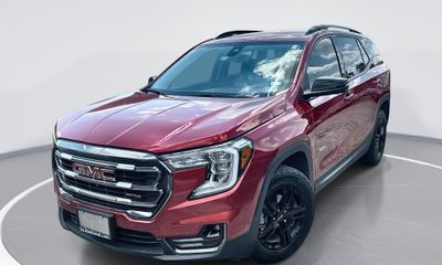 2024 GMC Terrain AT4