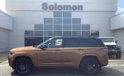 2026 Jeep Grand Cherokee Summit