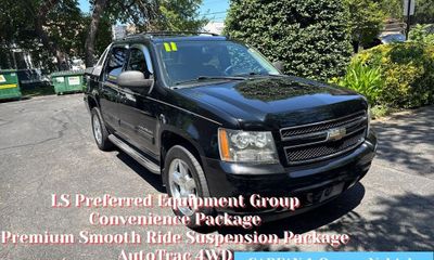 2011 Chevrolet Avalanche LS