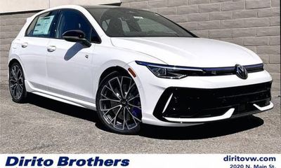 2026 Volkswagen Golf R 2 0 TSI
