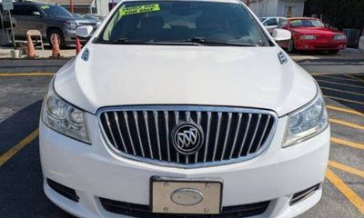 2013 Buick Lacrosse Base