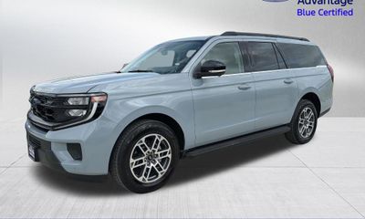 2026 Ford Expedition MAX Active